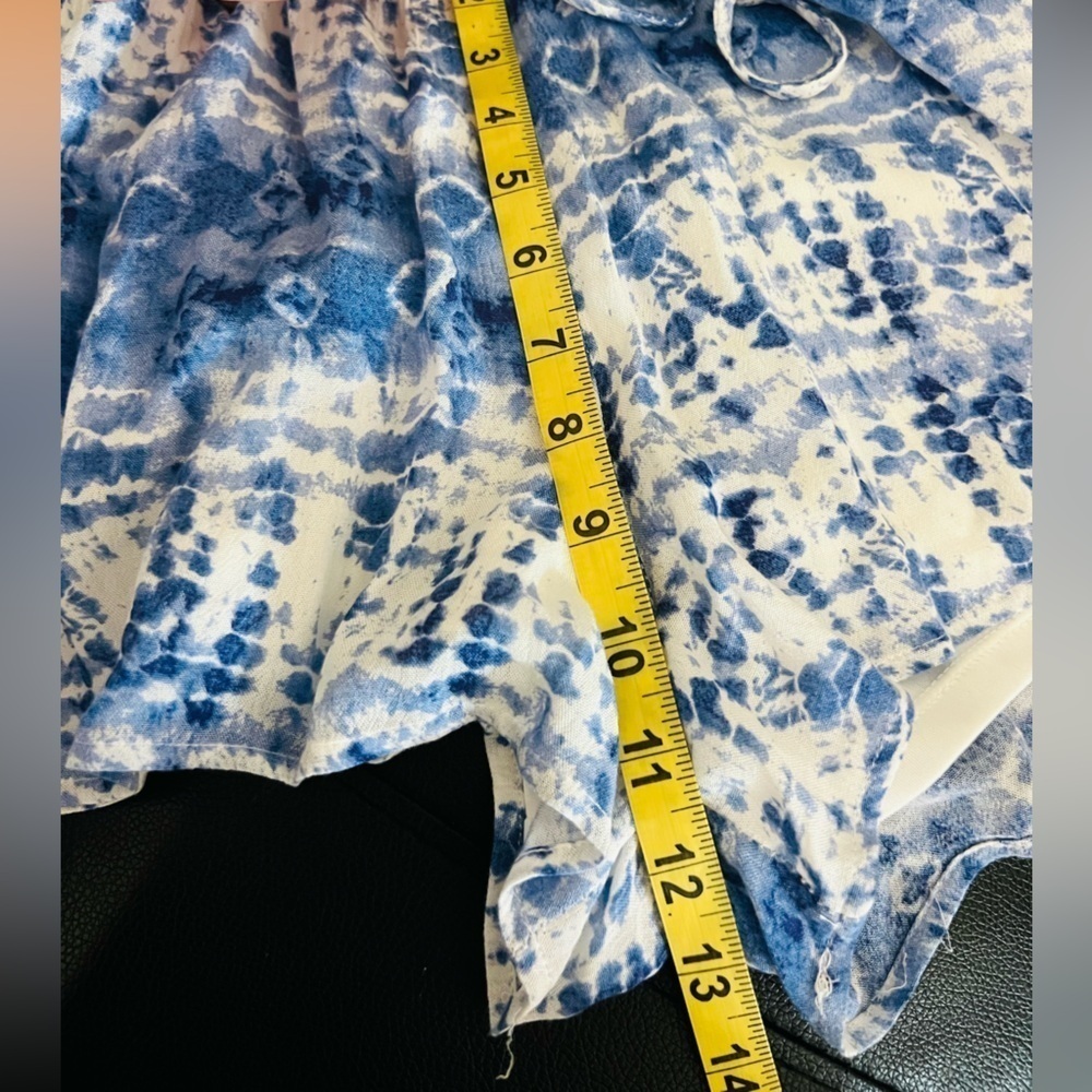 ONE ❤️ CLOTHING Short Romper, Blue & White Size XS LIKE NEW - Picture 11 of 16